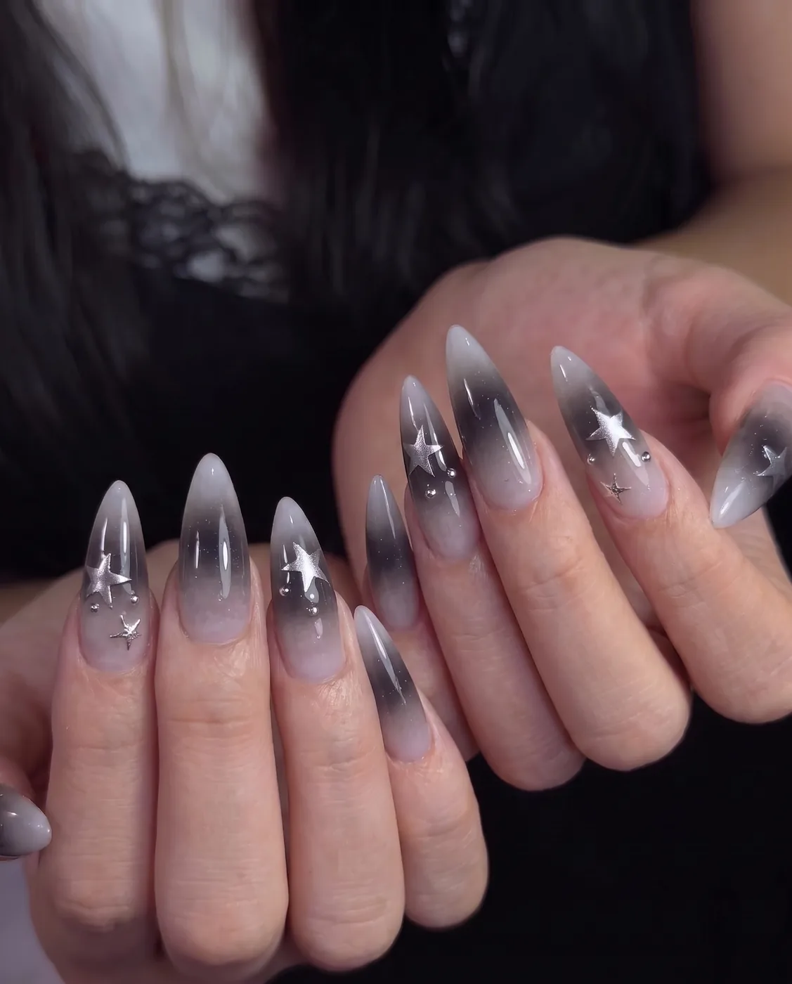 Schwarzes Ombré